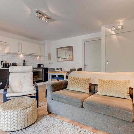 Apartment Cosmiques - Alpes Travel - Central Chamonix - Sleeps 4 외부 사진