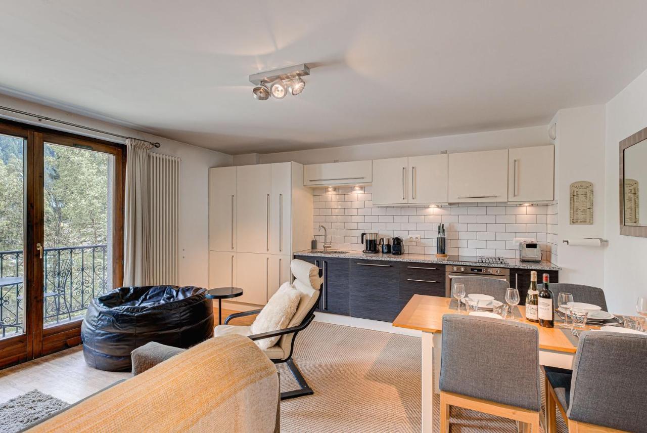 Apartment Cosmiques - Alpes Travel - Central Chamonix - Sleeps 4 외부 사진