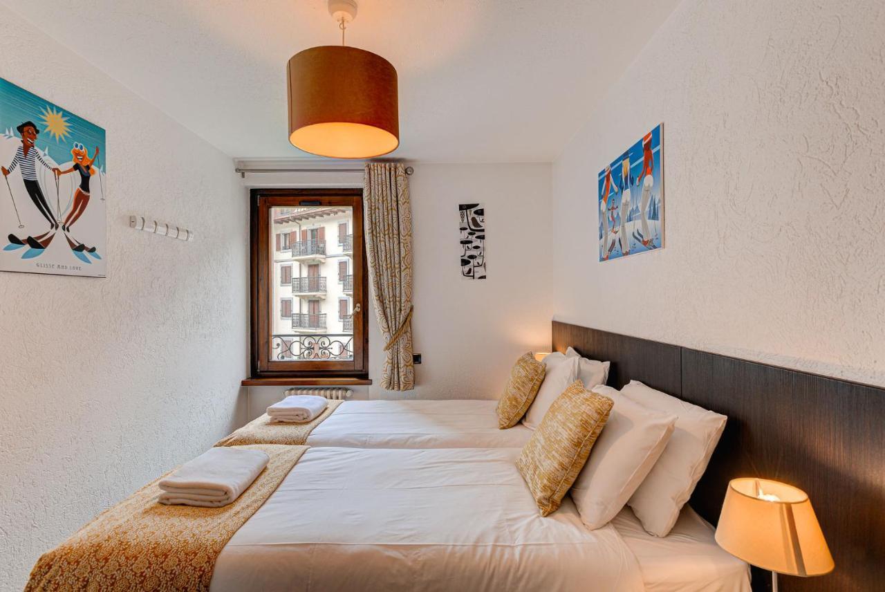 Apartment Cosmiques - Alpes Travel - Central Chamonix - Sleeps 4 외부 사진