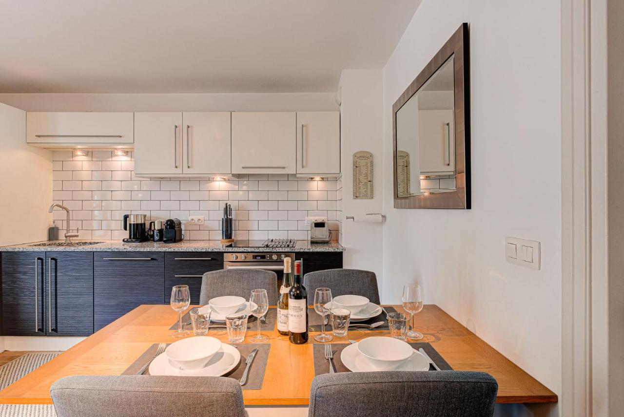 Apartment Cosmiques - Alpes Travel - Central Chamonix - Sleeps 4 외부 사진