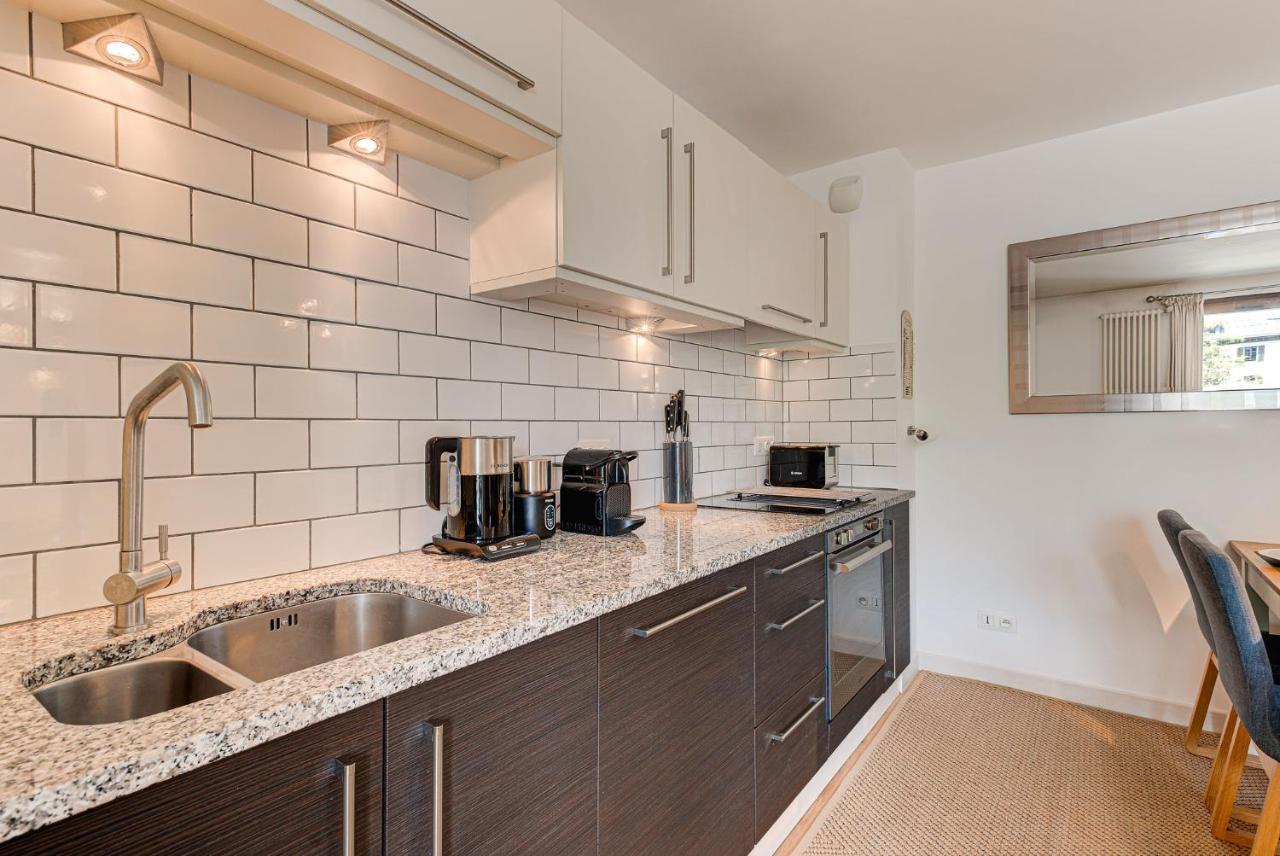 Apartment Cosmiques - Alpes Travel - Central Chamonix - Sleeps 4 외부 사진
