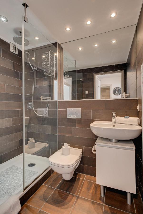 Apartment Cosmiques - Alpes Travel - Central Chamonix - Sleeps 4 외부 사진